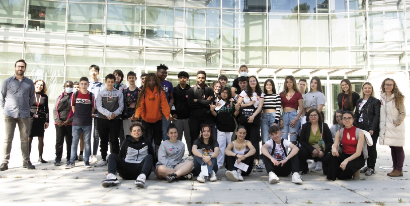 Estudiantes de 4º de la ESO del IES La Serna visitaron el CNIC gracias al programa conjunto con la Fundación Bertelsmann.