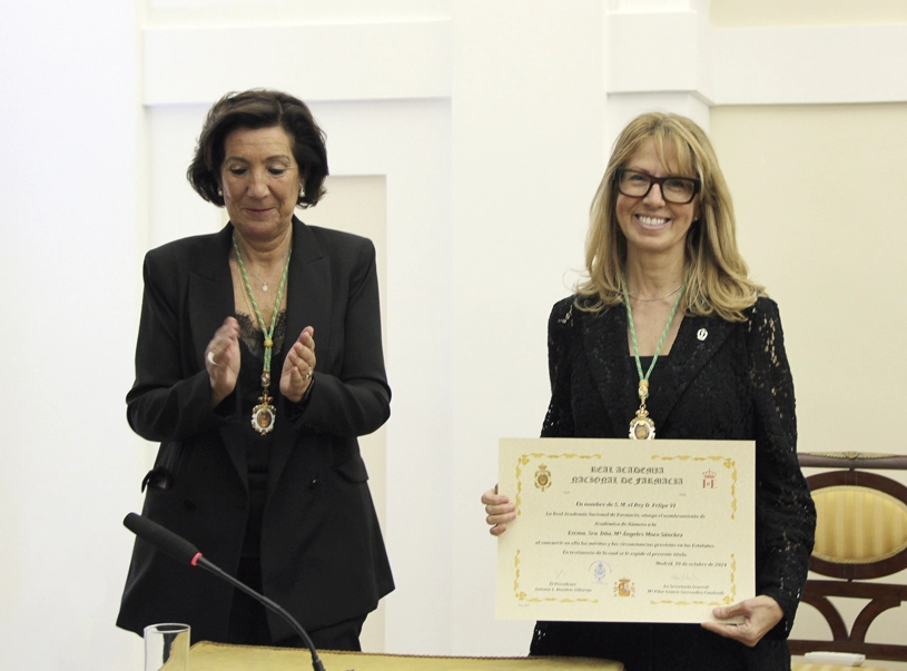La Prof. María Ángeles Moro ingresa en la Real Academia Nacional de Farmacia