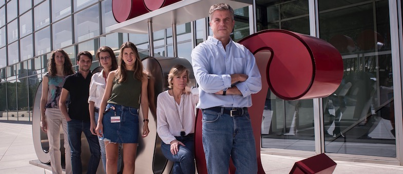 From left to right. Cristina Clavería, Daniel Jimenez-Carretero, Laura Fernandez de Manuel, Covadonga Díaz-Díaz, María Montoya y Miguel Torres.