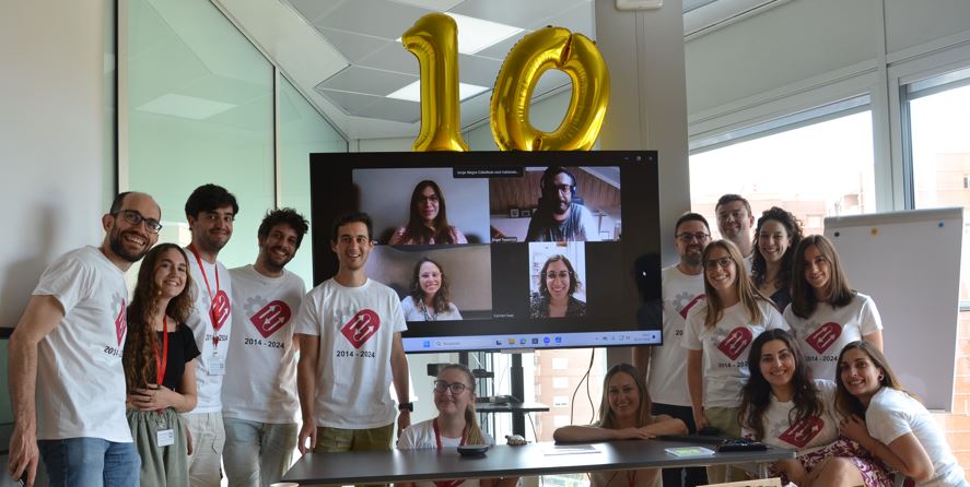 Julio 2024. Celebrando los 10 años de nuestro laboratorio. ¡Feliz cumpleaños!