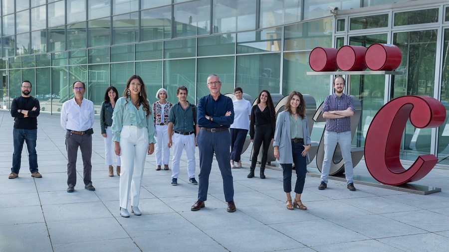 Álvaro Macías, Jesús Vázquez, Pilar Gonzalo, Carla Espinós, Beatriz Dorado, Emilio Camafeita, Vicente Andrés, María J Andrés, Cristina González, Amanda Sánchez, Víctor Fanjul.