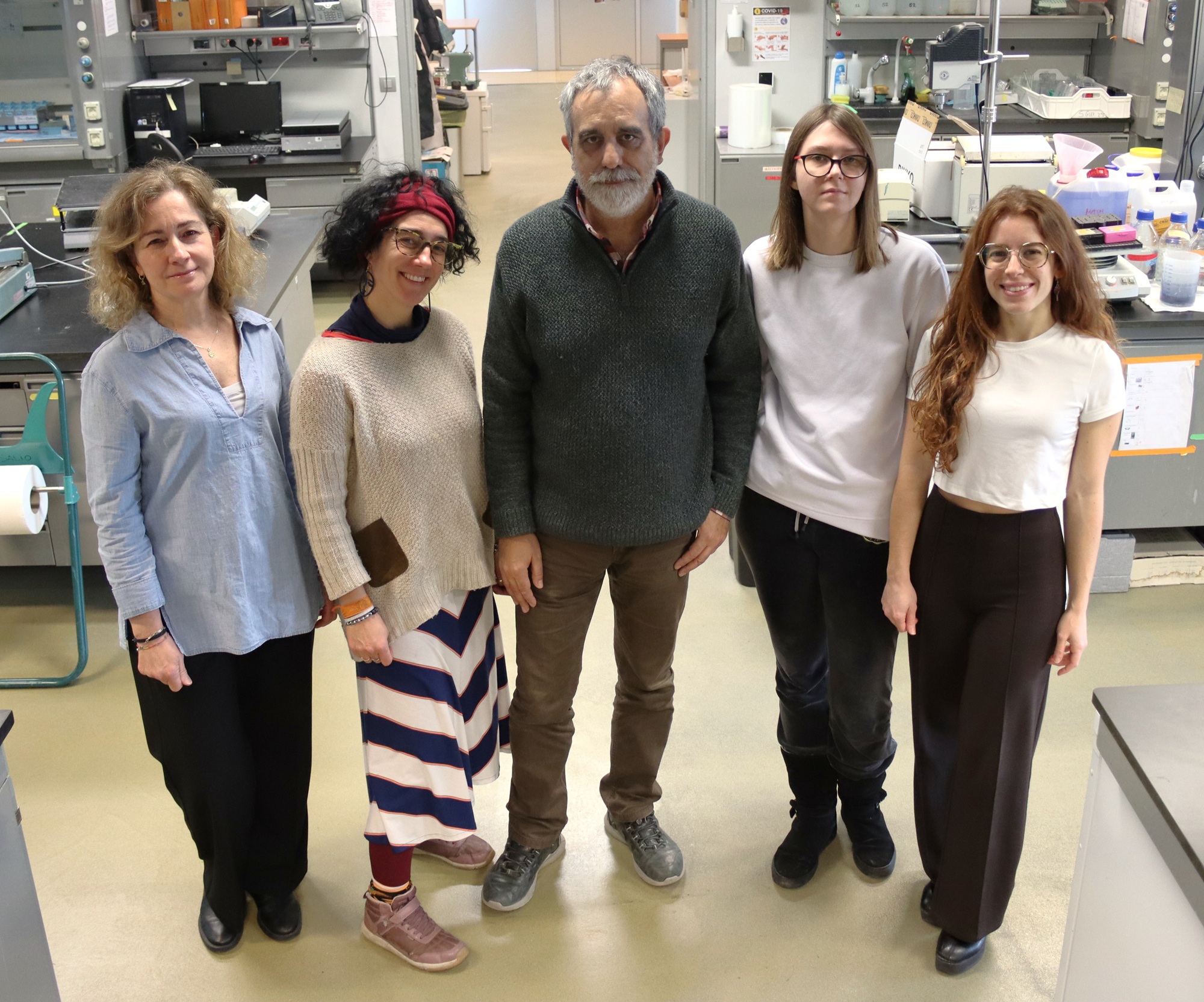 Raquel Martínez de Meno, Rebeca Acín Pérez, José Antonio Enríquez, Sara Jaroszewicz y Rebeca Sanz-Cortés.