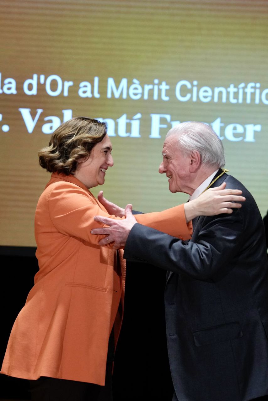 El Ayuntamiento de Barcelona concede la Medalla de Oro al Mérito Científico al Dr. Valentín Fuster