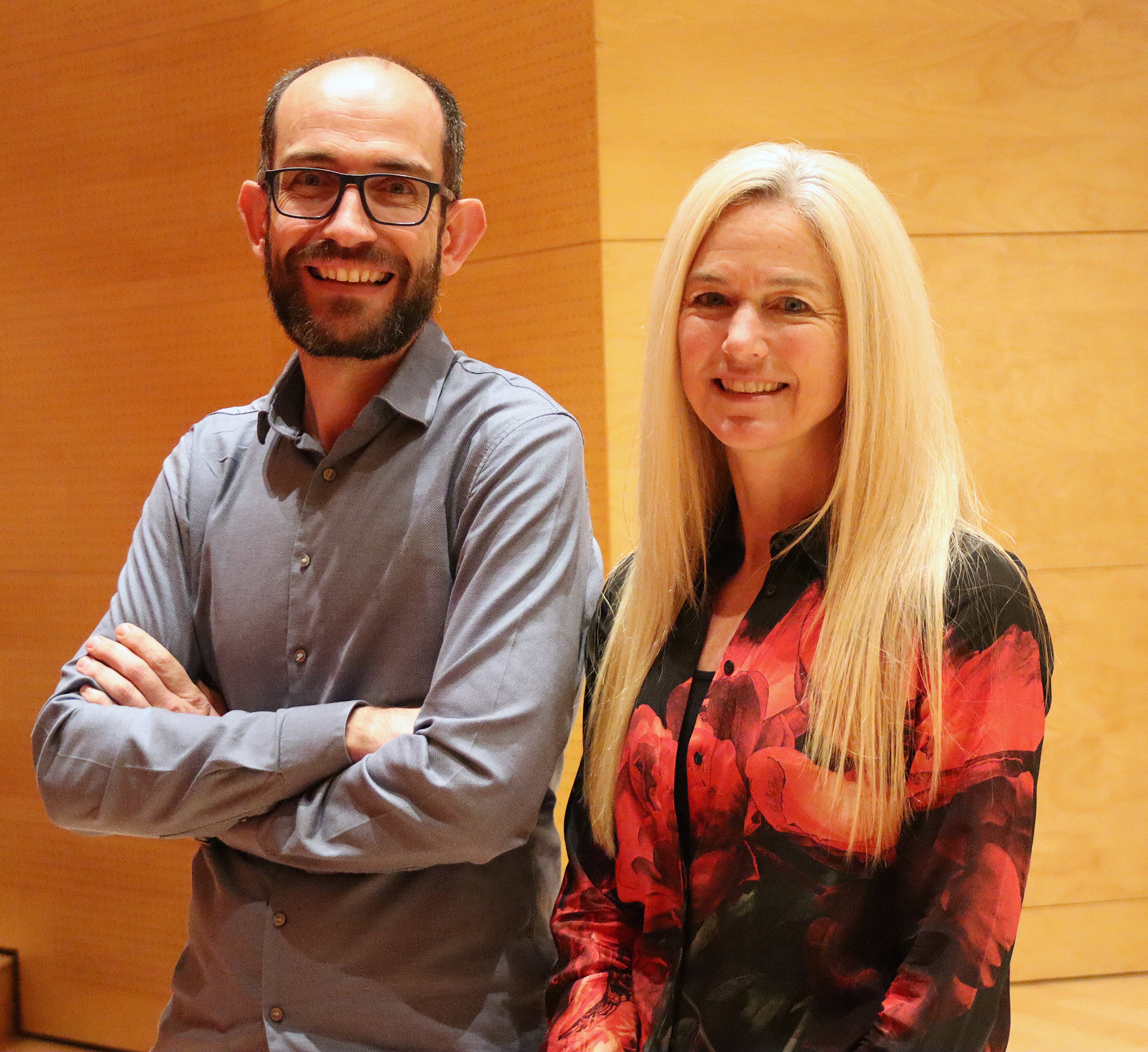 Jorge Alegre y Jennifer Davis