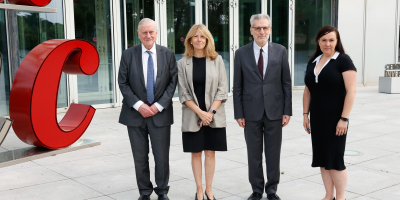 Valentín Fuster, Director General del Centro Nacional de Investigaciones Cardiovasculares (CNIC); María Ángeles Moro, Jefe del Laboratorio del Fisiopatología Neurovascular del CNIC; Costantino Iadecola, Director of the Feil Family Brain and Mind Research Institute de Weill Cornell Medical College y Marta Cortés Canteli, CNIC / Instituto de Investigaciones Sanitarias-FJD 
