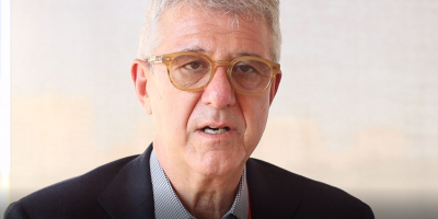 Dr. Mauro Giacca, director de la Facultad de Medicina y Ciencias Cardiovasculares y Metabólicas y profesor de Ciencias Cardiovasculares en la Facultad de Medicina y Ciencias de la Vida del King's College de Londres (Reino Unido).