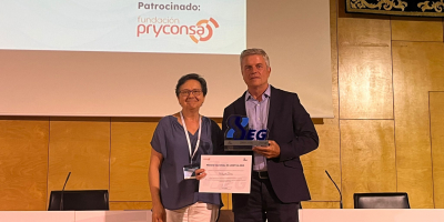 Teresa Roldán, presidente de la Sociedad española de Genética, y Miguel Torres, del CNIC.